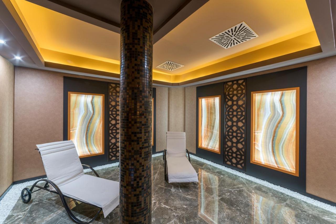 Lotus Therm Spa&Luxury Resort Băile Felix Eksteriør billede Spa at the hotel